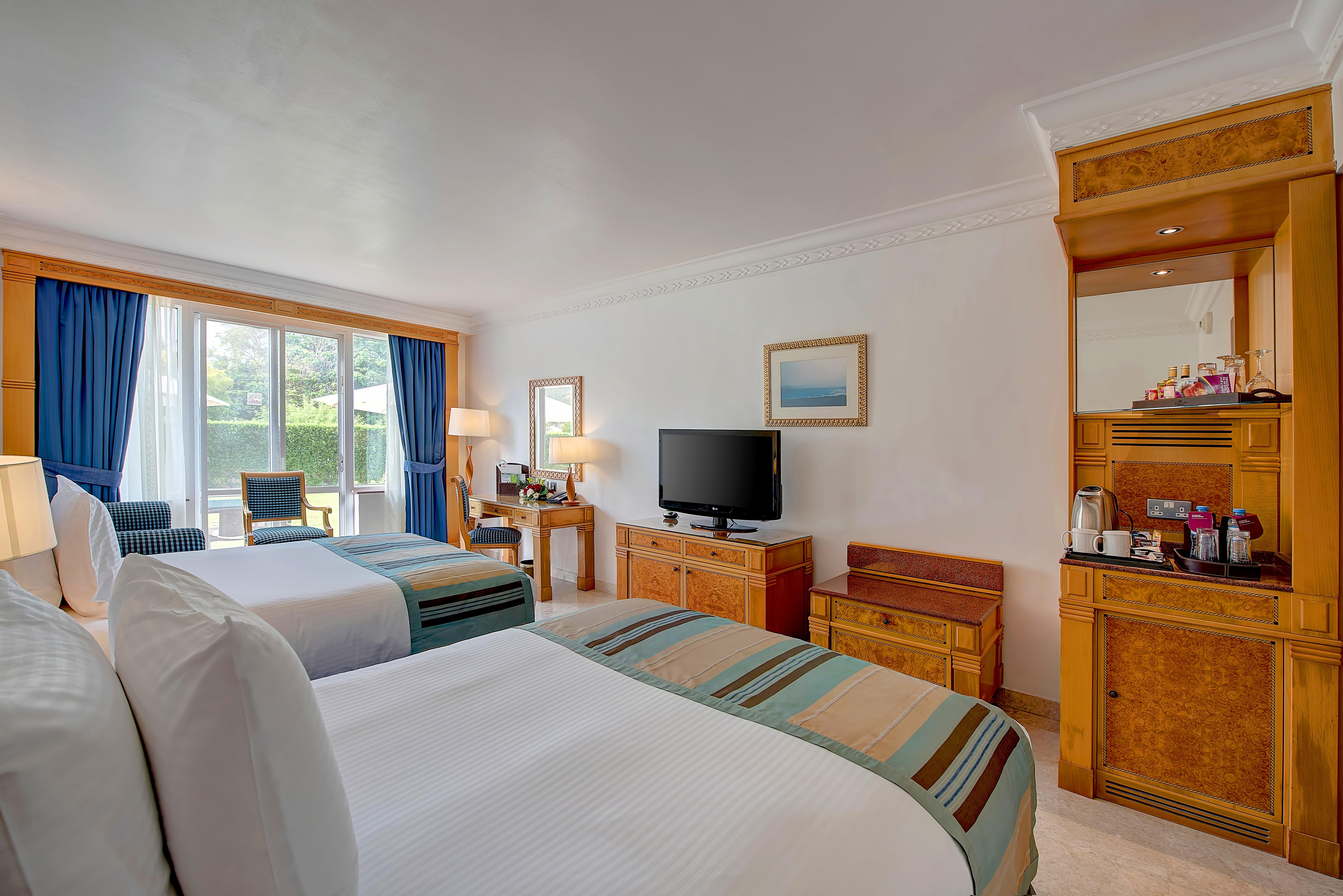 Crowne Plaza By Ihg